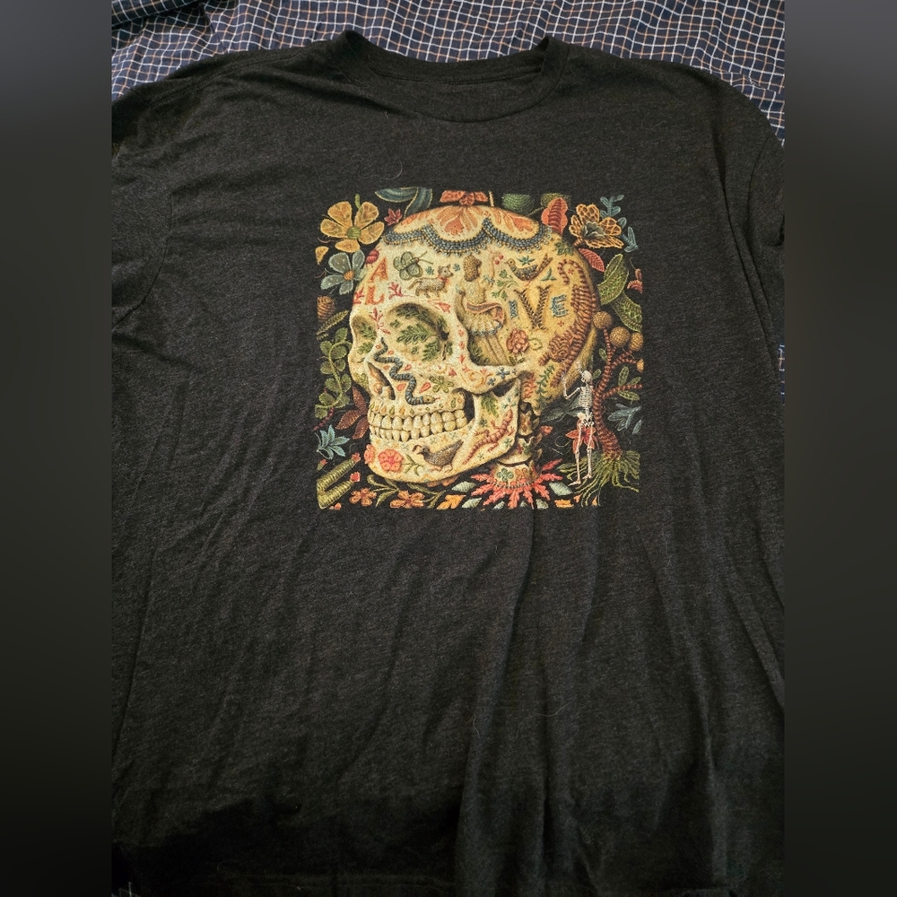 Black Graphic Skull Tee